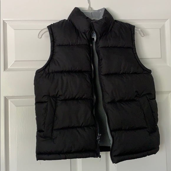 Old Navy Black Puffer Vest | Poshmark